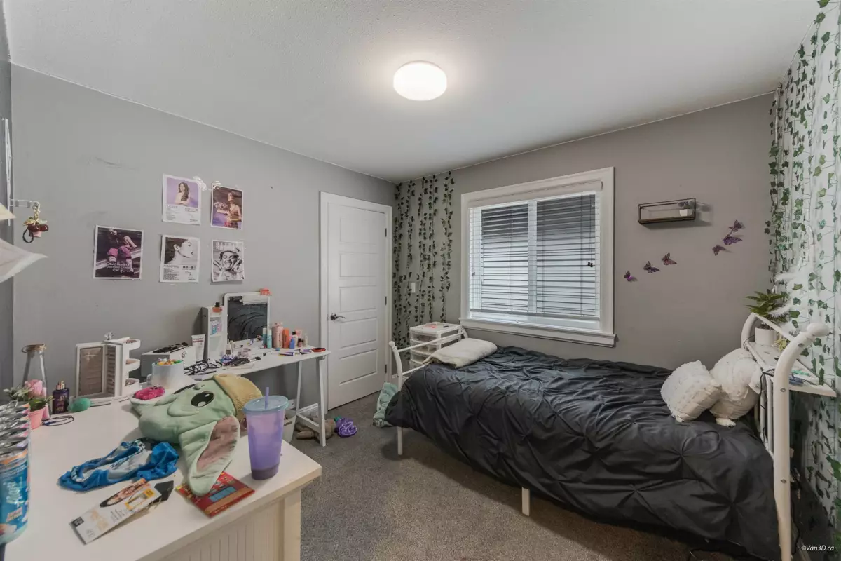 Guest Bathroom Photo of 6686 195 Street, Surrey, BC