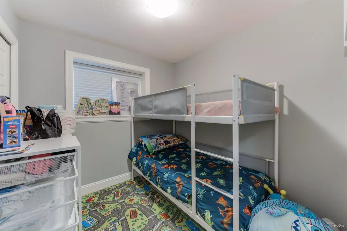 Hallway Photo of 6686 195 Street, Surrey, BC