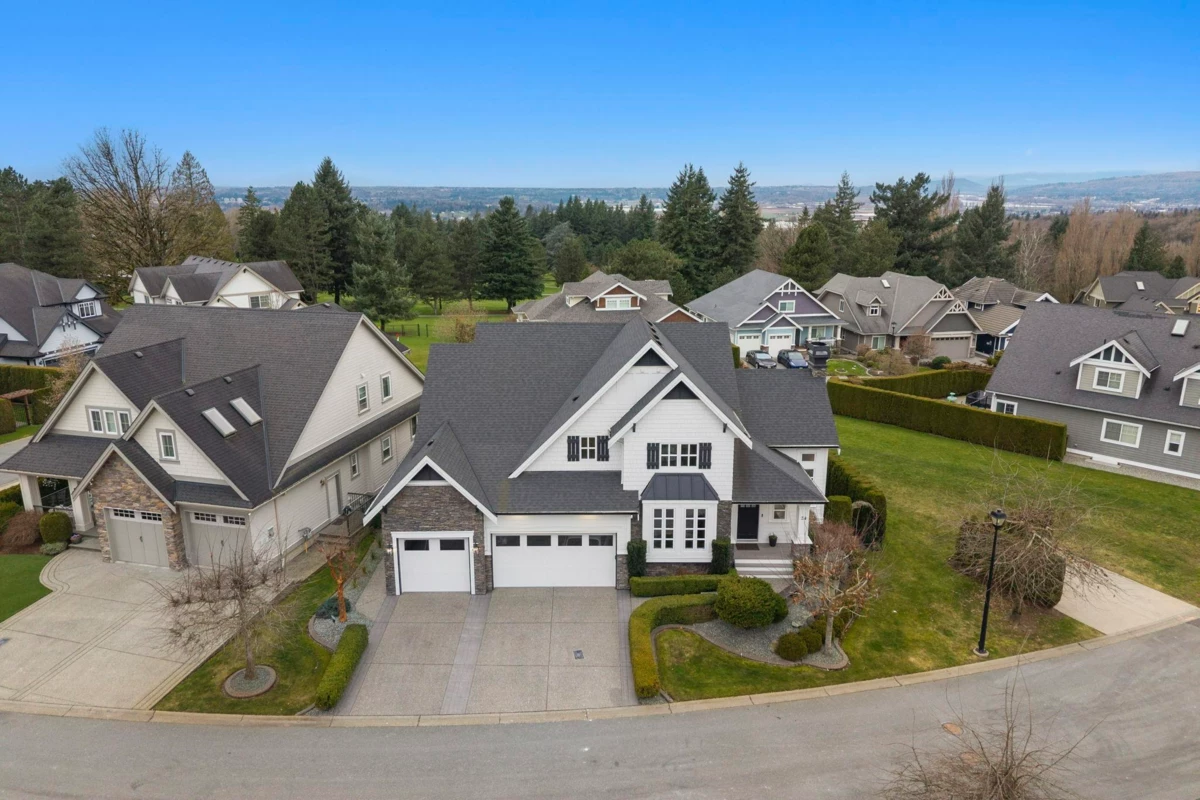 Community Amenities Photo (Clubhouse) of 24 3800 Golf Course Drive, Abbotsford, BC