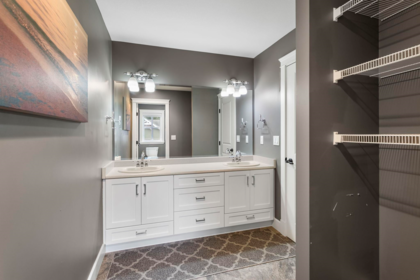 Hallway Photo of 24 3800 Golf Course Drive, Abbotsford, BC