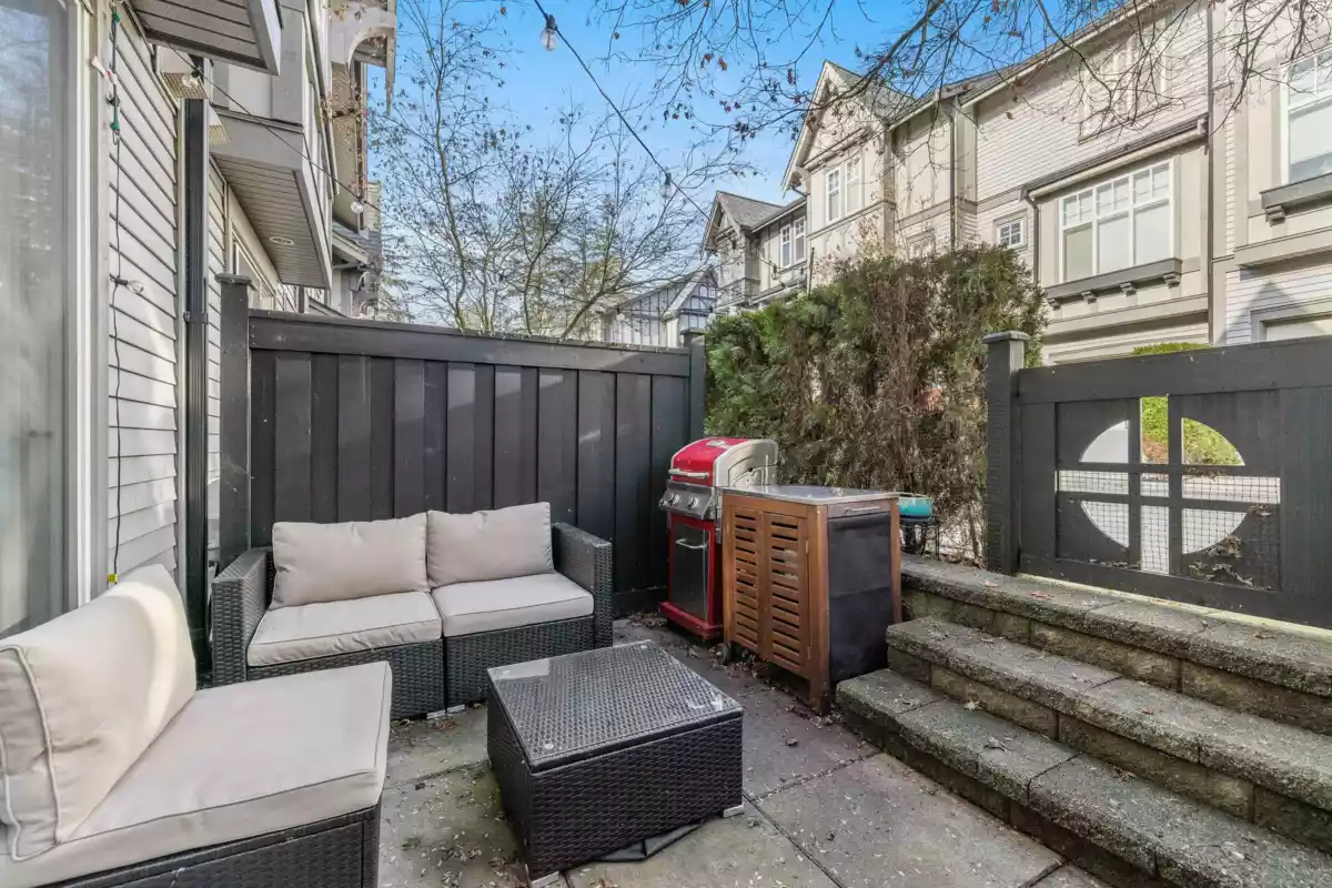 Dining Area Photo of 8 1320 Riley Street, Coquitlam, BC
