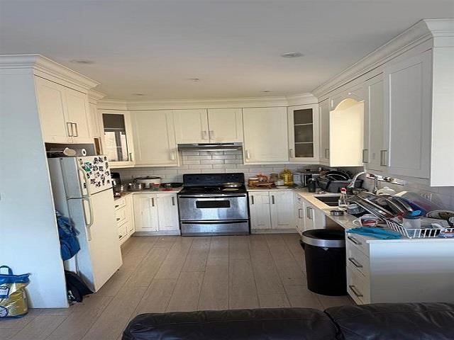 Breakfast Nook Photo of 2681 E 41st Street, Vancouver, BC