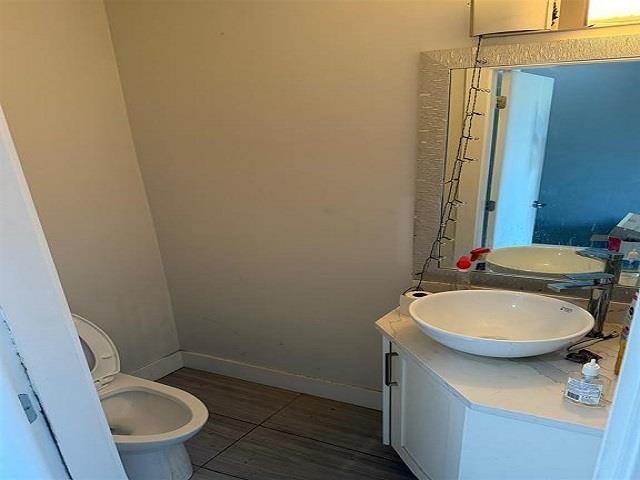 Powder Room Photo of 2681 E 41st Street, Vancouver, BC