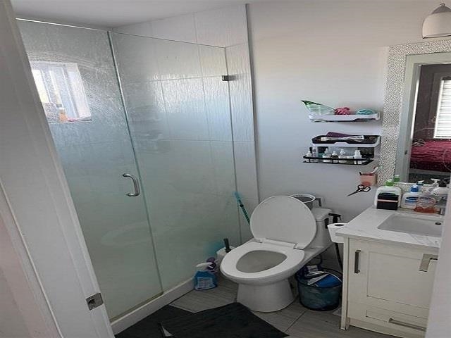 Primary Bedroom Photo of 2681 E 41st Street, Vancouver, BC