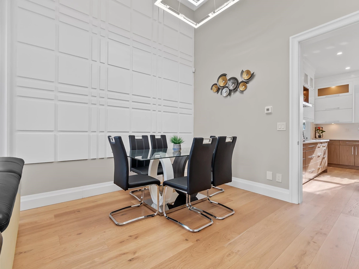 Family Room Photo of 11586 84b Avenue, Delta, BC