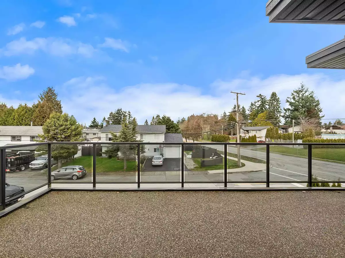 Mudroom Photo of 11586 84b Avenue, Delta, BC