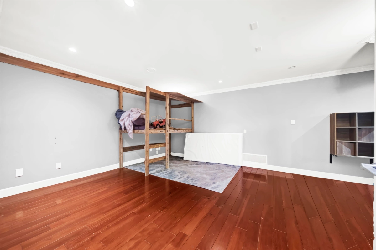 Backyard Photo of 35632 Eagle View Place, Abbotsford, BC