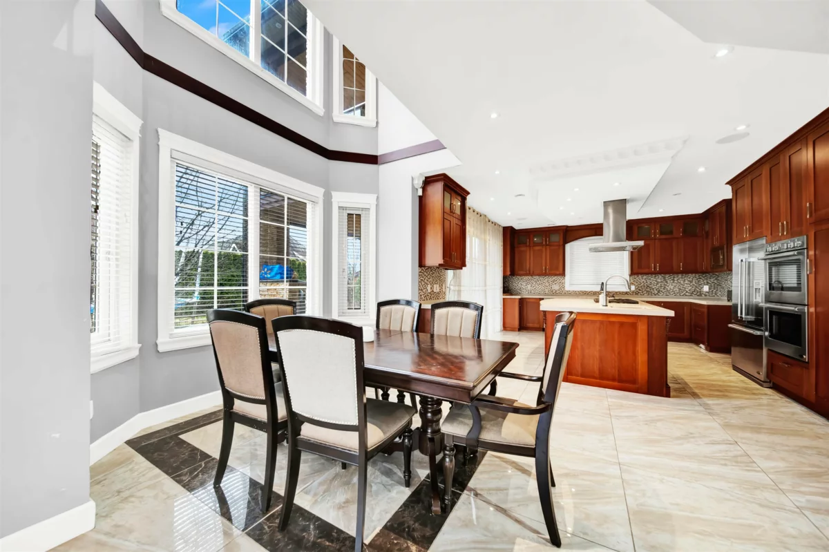 Breakfast Nook Photo of 35632 Eagle View Place, Abbotsford, BC