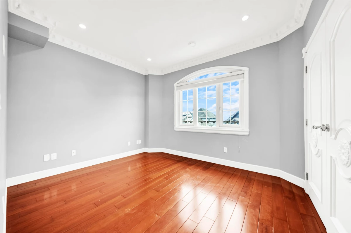 Entry Foyer Photo of 35632 Eagle View Place, Abbotsford, BC