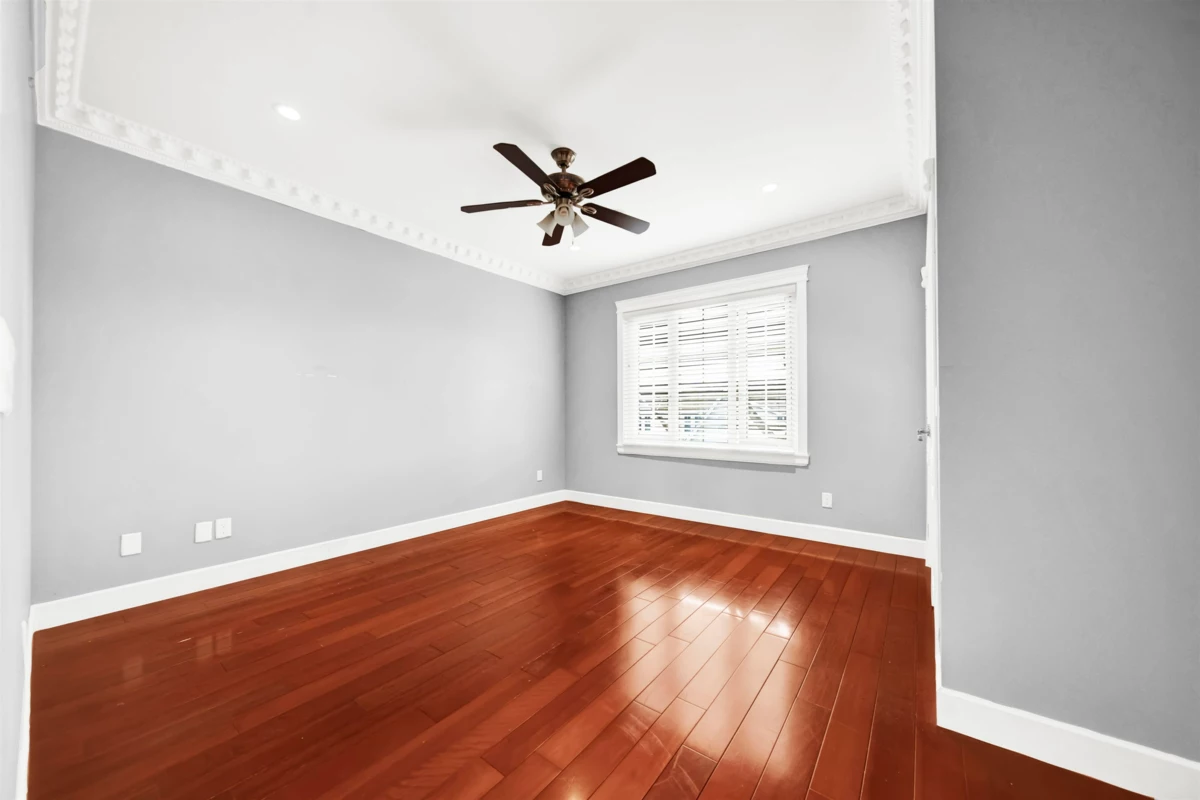 Garage Interior Photo of 35632 Eagle View Place, Abbotsford, BC