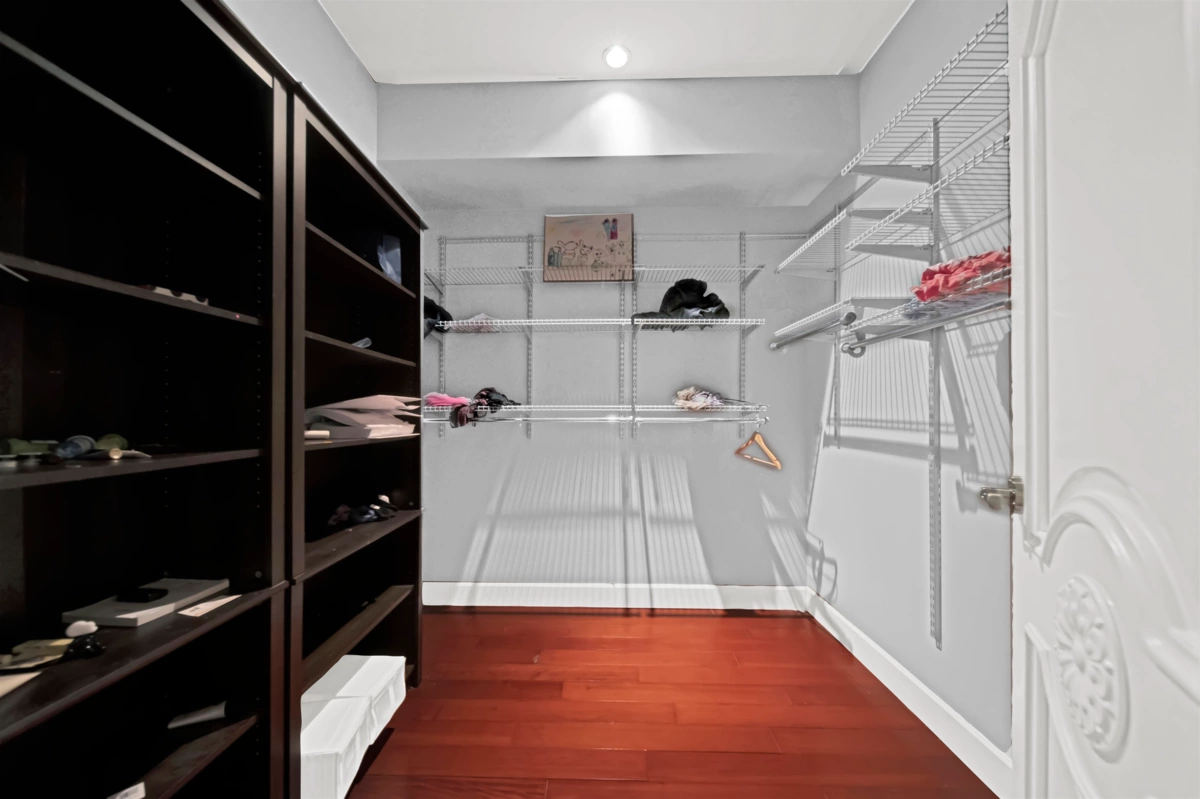 Guest Bathroom Photo of 35632 Eagle View Place, Abbotsford, BC