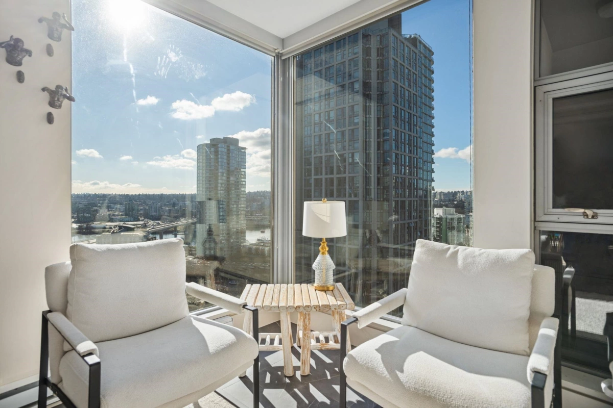 Breakfast Nook Photo of 1903 989 Beatty Street, Vancouver, BC
