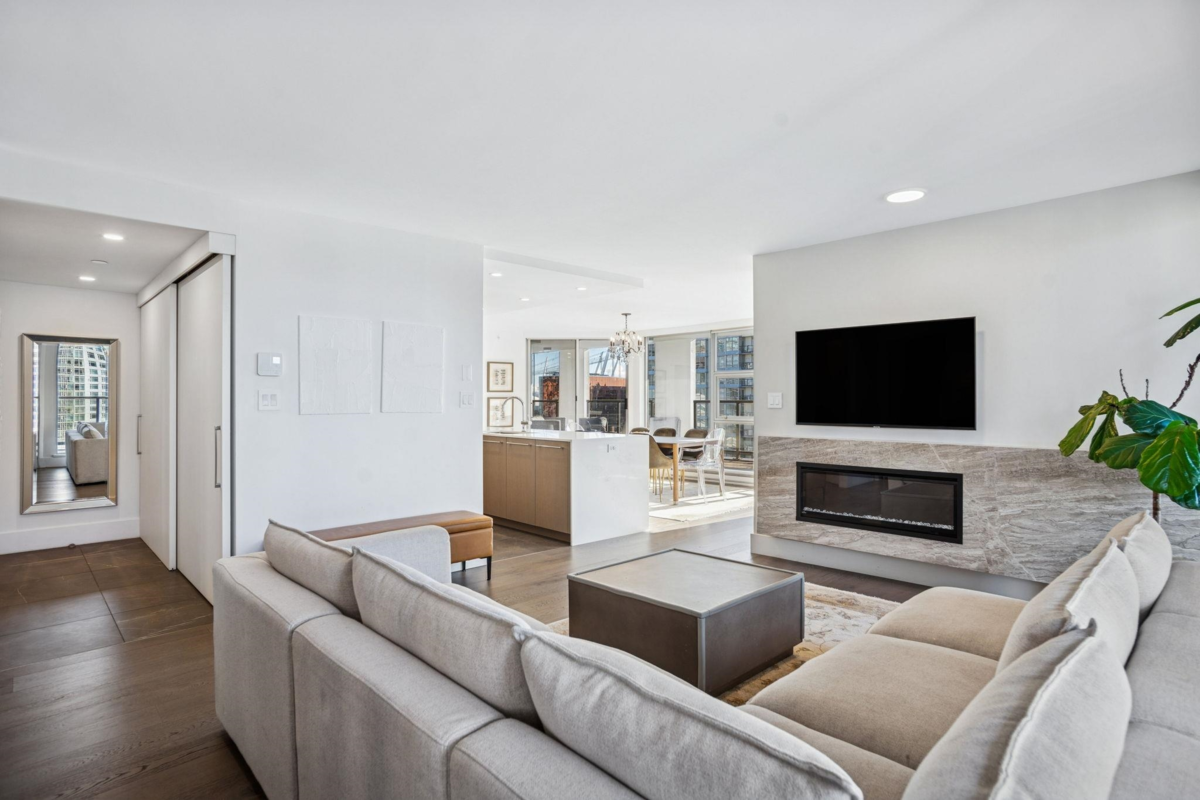 Dining Area Photo of 1903 989 Beatty Street, Vancouver, BC