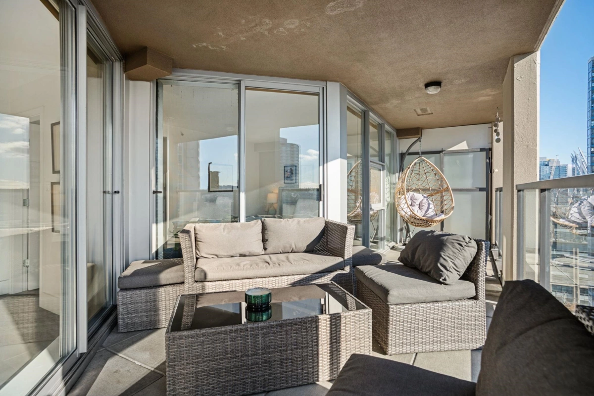 Garden / Landscaping Photo of 1903 989 Beatty Street, Vancouver, BC