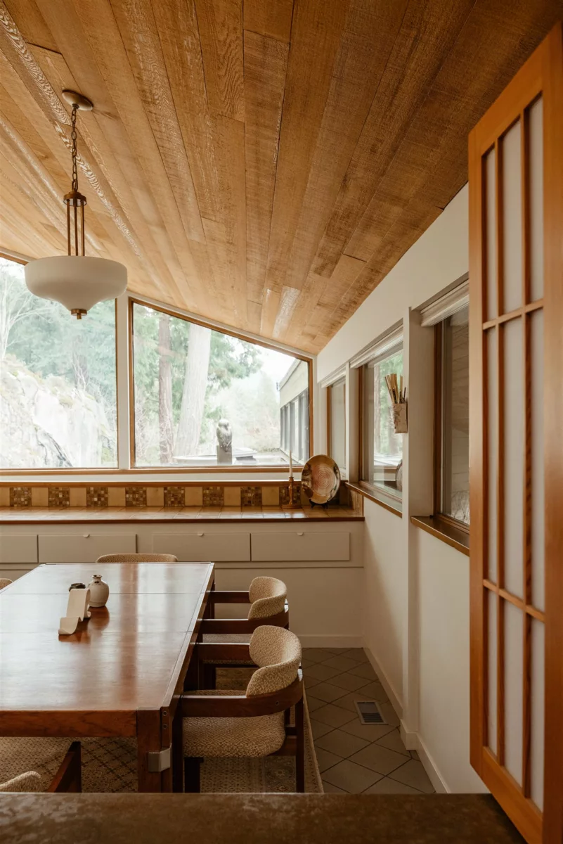 Mudroom Photo of 4639 Caulfeild Drive, West Vancouver, BC