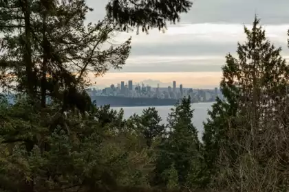 4639 Caulfeild Drive, West Vancouver, BC