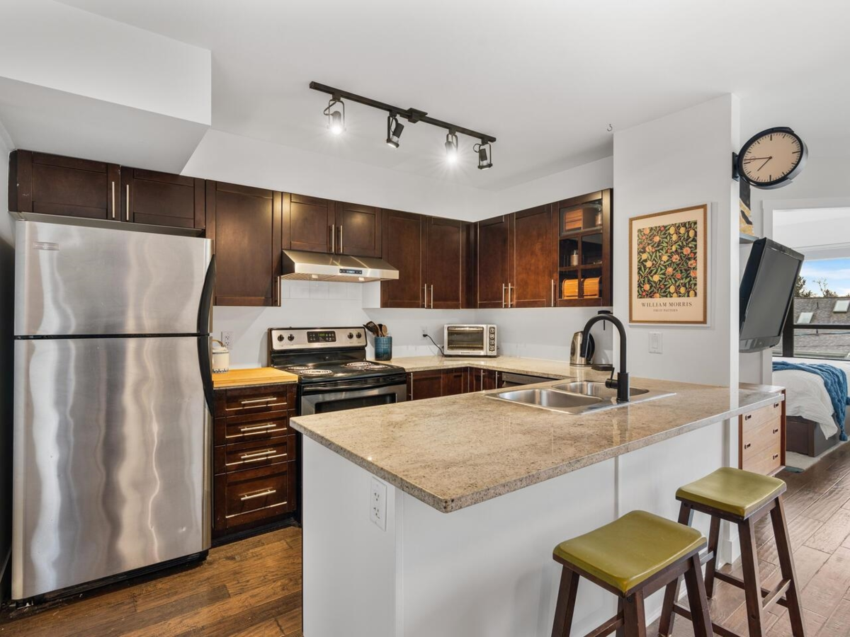 Bedroom 2 Photo of PH12 2150 E Hastings Street, Vancouver, BC