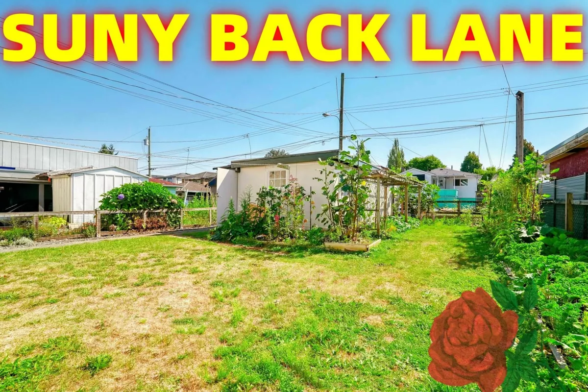 Living Room Photo of 2336 E 45th Avenue, Vancouver, BC