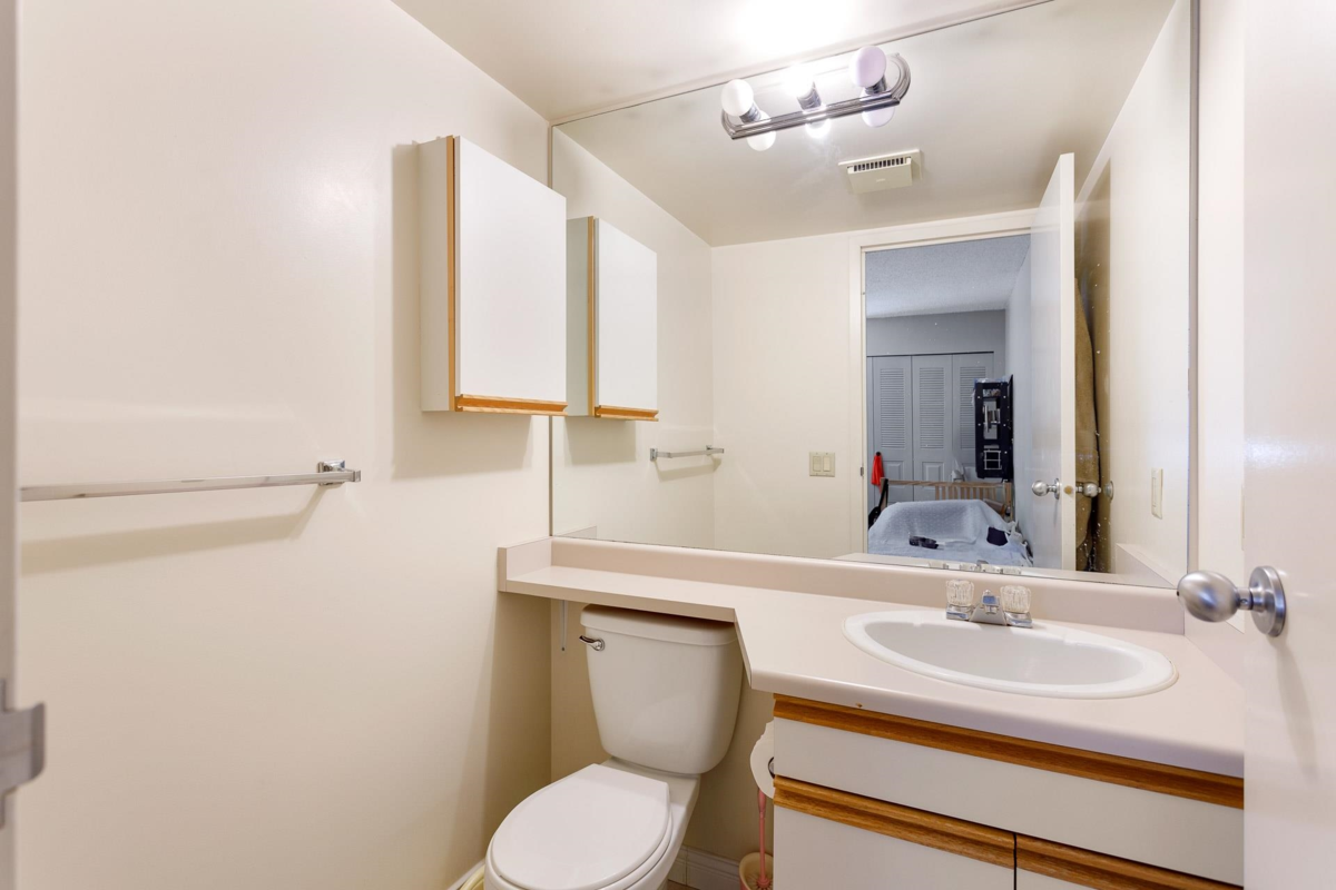 Basement Recreation Room Photo of 1504 3970 Carrigan Court, Burnaby, BC