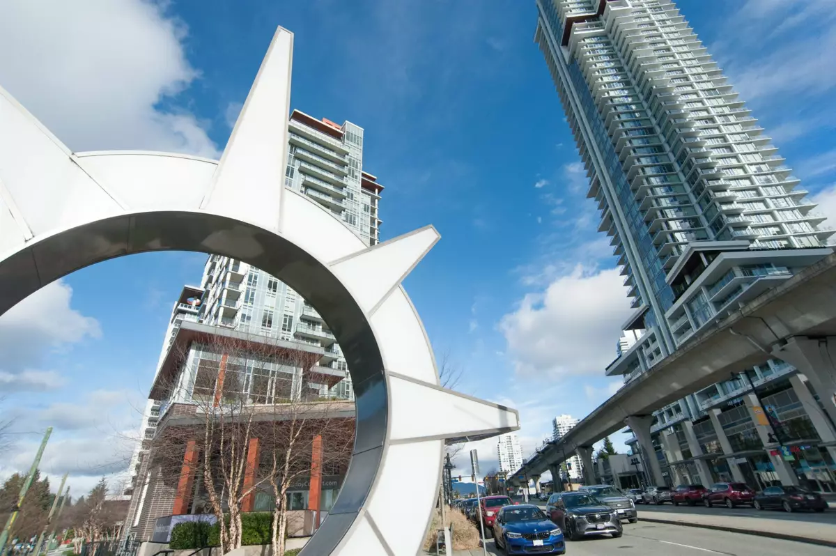 Basement Recreation Room Photo of 1701 691 North Road, Coquitlam, BC