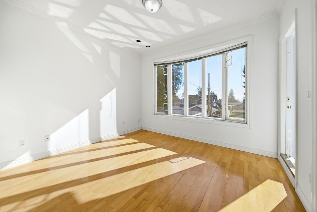 Office / Den Photo of 213 W 28th Street, North Vancouver, BC