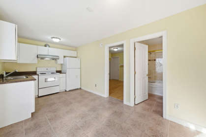 Basement Recreation Room Photo of 213 W 28th Street, North Vancouver, BC