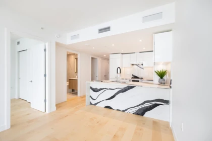 Powder Room Photo of 1307 135 E 13th Street, North Vancouver, BC
