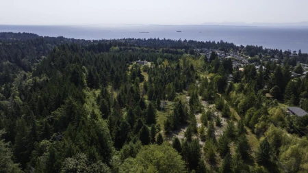 4860 Skylark Road, Sechelt, BC, Sechelt — Single Family Residence for sale