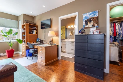 Basement Recreation Room Photo of 9326 Jorgensen Place, Halfmoon Bay, BC