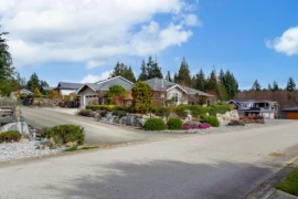 9326 Jorgensen Place, Halfmoon Bay, BC