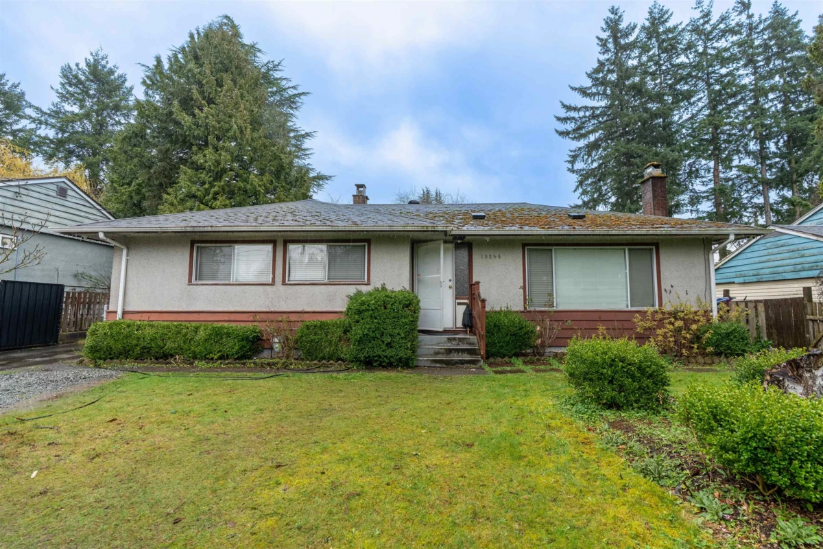 Dining Area Photo of 10246 125a Street, Surrey, BC