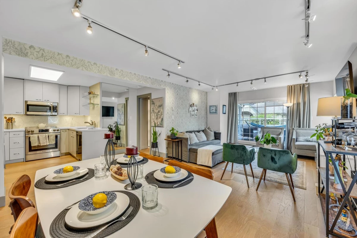 Dining Area Photo of 302 3461 Curle Avenue, Burnaby, BC