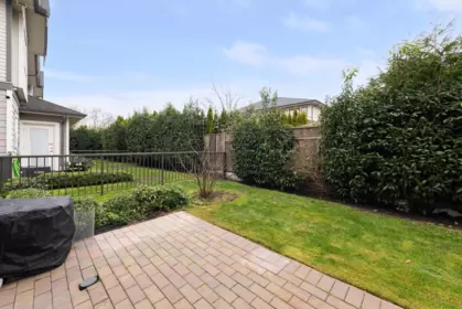 Backyard Photo of 4 9219 Williams Road, Richmond, BC