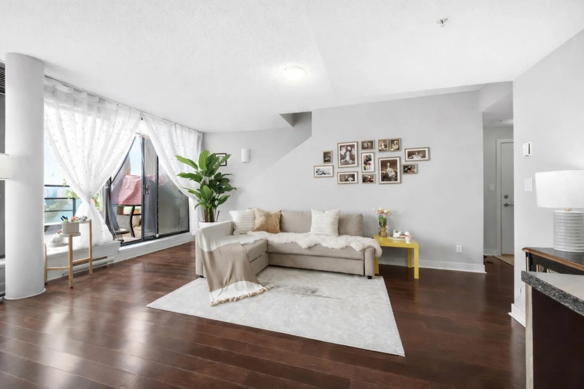 Family Room Photo of 1805 6333 Katsura Street, Richmond, BC