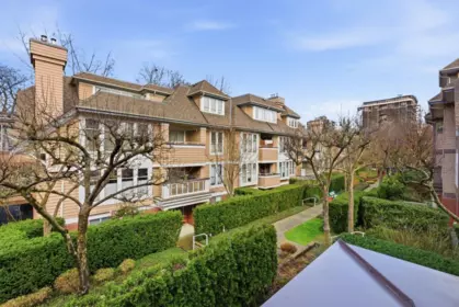 Outdoor Deck Photo of W206 639 W 14th Avenue, Vancouver, BC