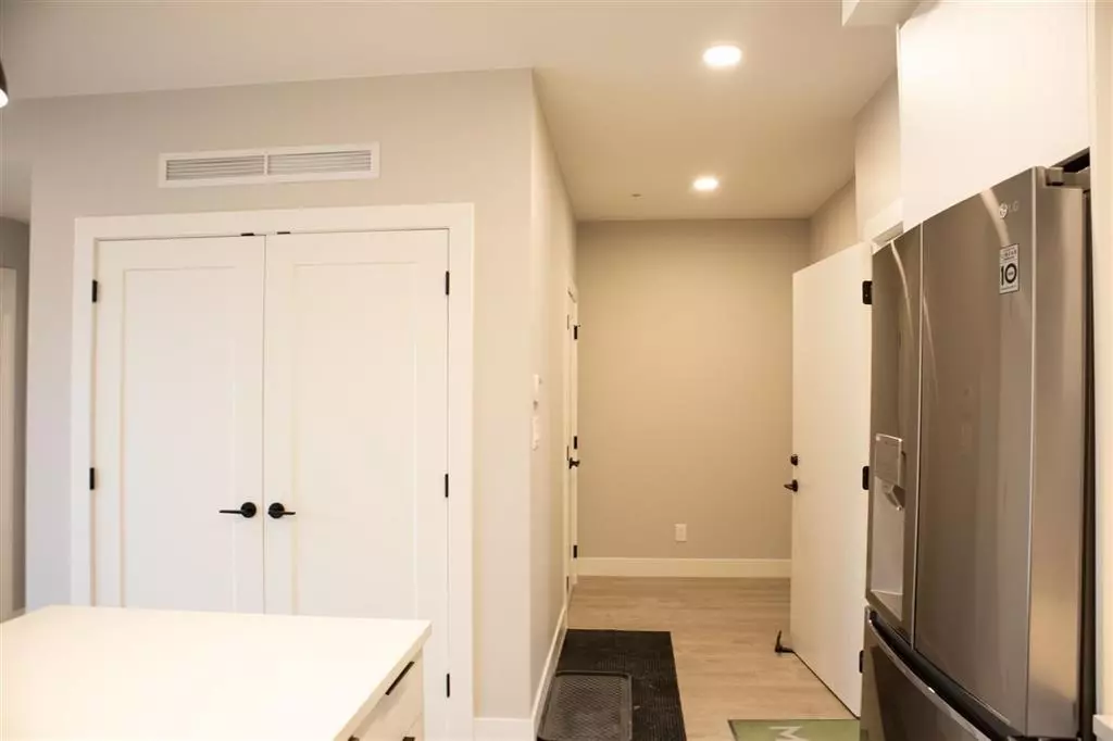 Dining Area Photo of 211 14818 60 Avenue, Surrey, BC
