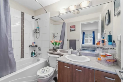 Mudroom Photo of 16 188 Sixth Street, New Westminster, BC