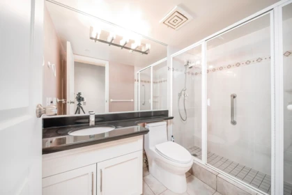 Guest Bathroom Photo of 1401 560 Cardero Street, Vancouver, BC