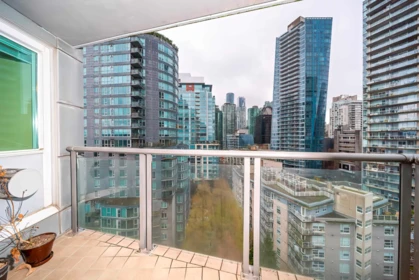 Loft / Bonus Room Photo of 1401 560 Cardero Street, Vancouver, BC