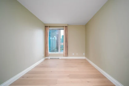 Walk-In Closet Photo of 1401 560 Cardero Street, Vancouver, BC