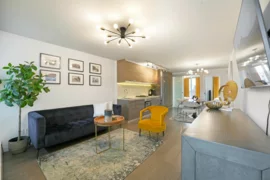 608 189 Keefer Street, Vancouver, BC