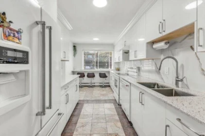 256 9452 Prince Charles Boulevard, Surrey, BC, Surrey — Townhouse for sale