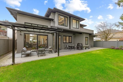Hot Tub / Spa Photo of 6699 Azure Road, Richmond, BC