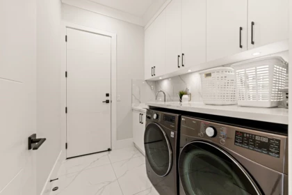 Powder Room Photo of 6699 Azure Road, Richmond, BC