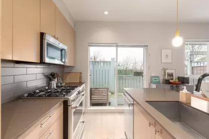 Breakfast Nook Photo of 5 278 Camata Street, New Westminster, BC