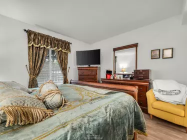 Basement Recreation Room Photo of 302 1311 Beach Avenue, Vancouver, BC