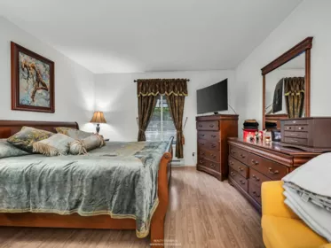 Laundry Room Photo of 302 1311 Beach Avenue, Vancouver, BC