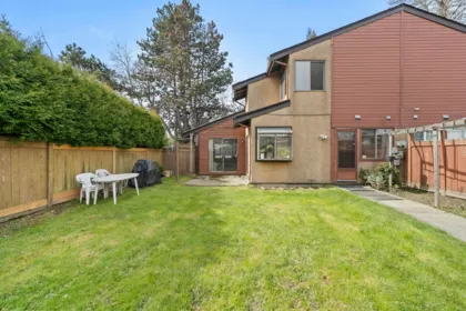 Loft / Bonus Room Photo of 8406 No. 1 Road, Richmond, BC