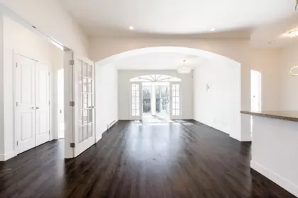 Primary Bedroom Photo of 211 33485 South Fraser Way, Abbotsford, BC