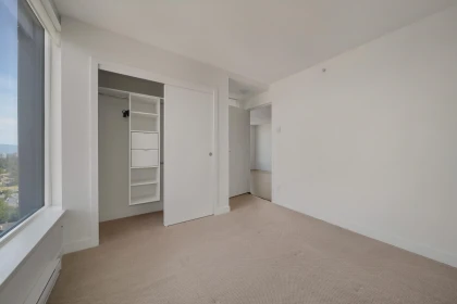 Walk-In Closet Photo of 4508 13696 100 Avenue, Surrey, BC